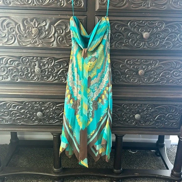 Strapless BCBG size 2 dress great shape worn ones for salsa dancing - Picture 1 of 3